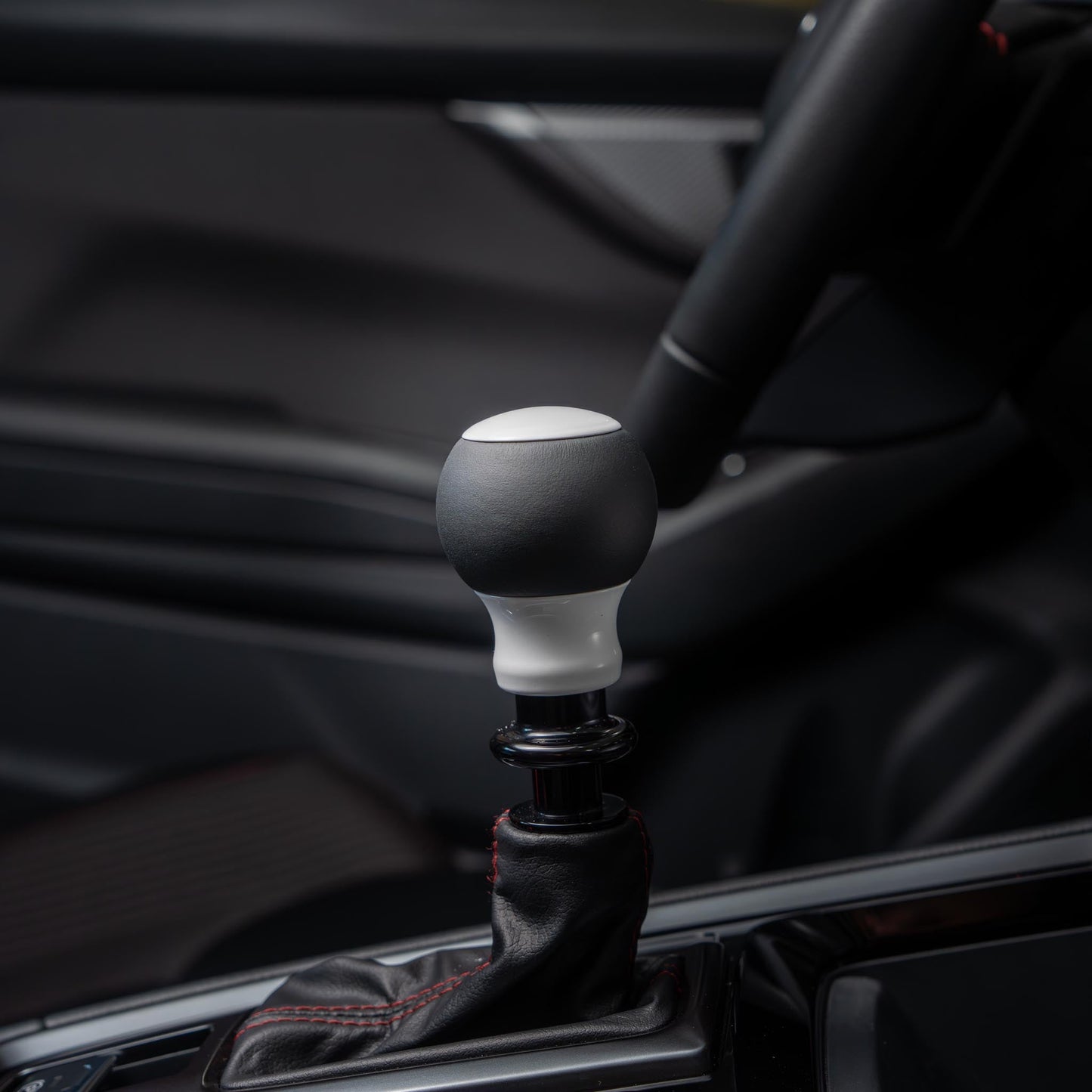 Billetworkz "Fusion" Shift Knob - Fits Subaru CVT: WRX (15–21), Crosstrek (13–23), Forester (14–18), Impreza (12–23), Legacy/Outback (10–14)