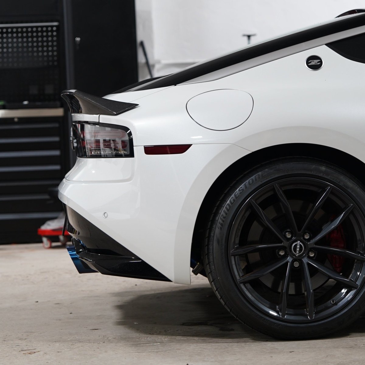 JDMuscle [23-25 Nissan Z] Carbon Fiber Duck Bill V2